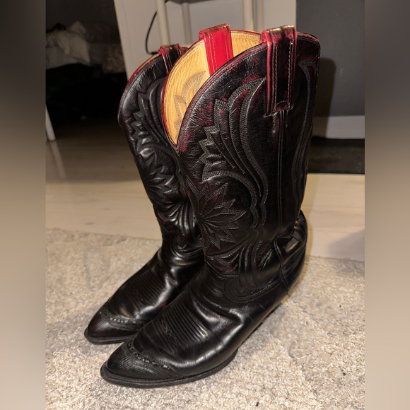 Tony Lama Leather and Lizard Wingtip cowboy boots size 9D - Picture 4 of 4